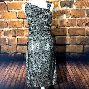 Stunning Maggie London Satiny Cocktail Dress Sz 8